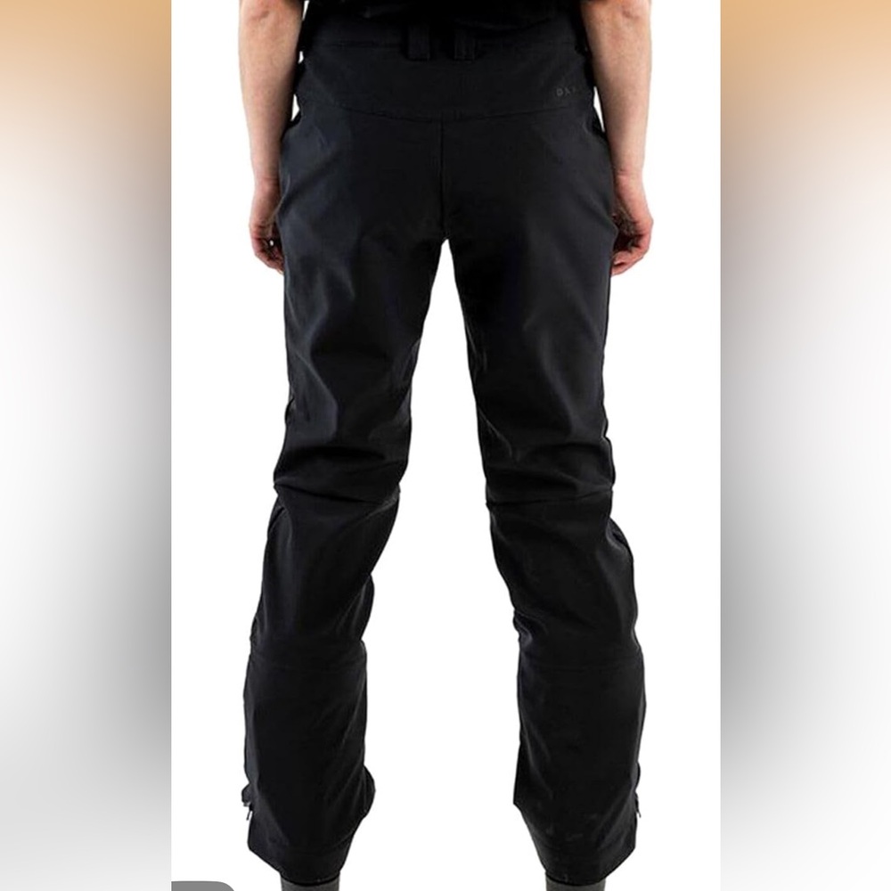 EUC Oakley Women’s Black Softshell Ski Pants- medium